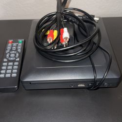 Mini DVD Player - MOVING 5/15 NEED GONE