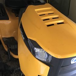 Cub Cadet  Riding Lawn Mower 