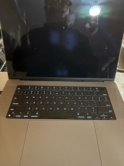 2021 MacBook Pro 16 in