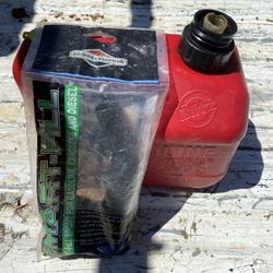 A Blitz Gas Container 1-gallon 4-OZ And Briggs &Stratton Smart-fill $20.00