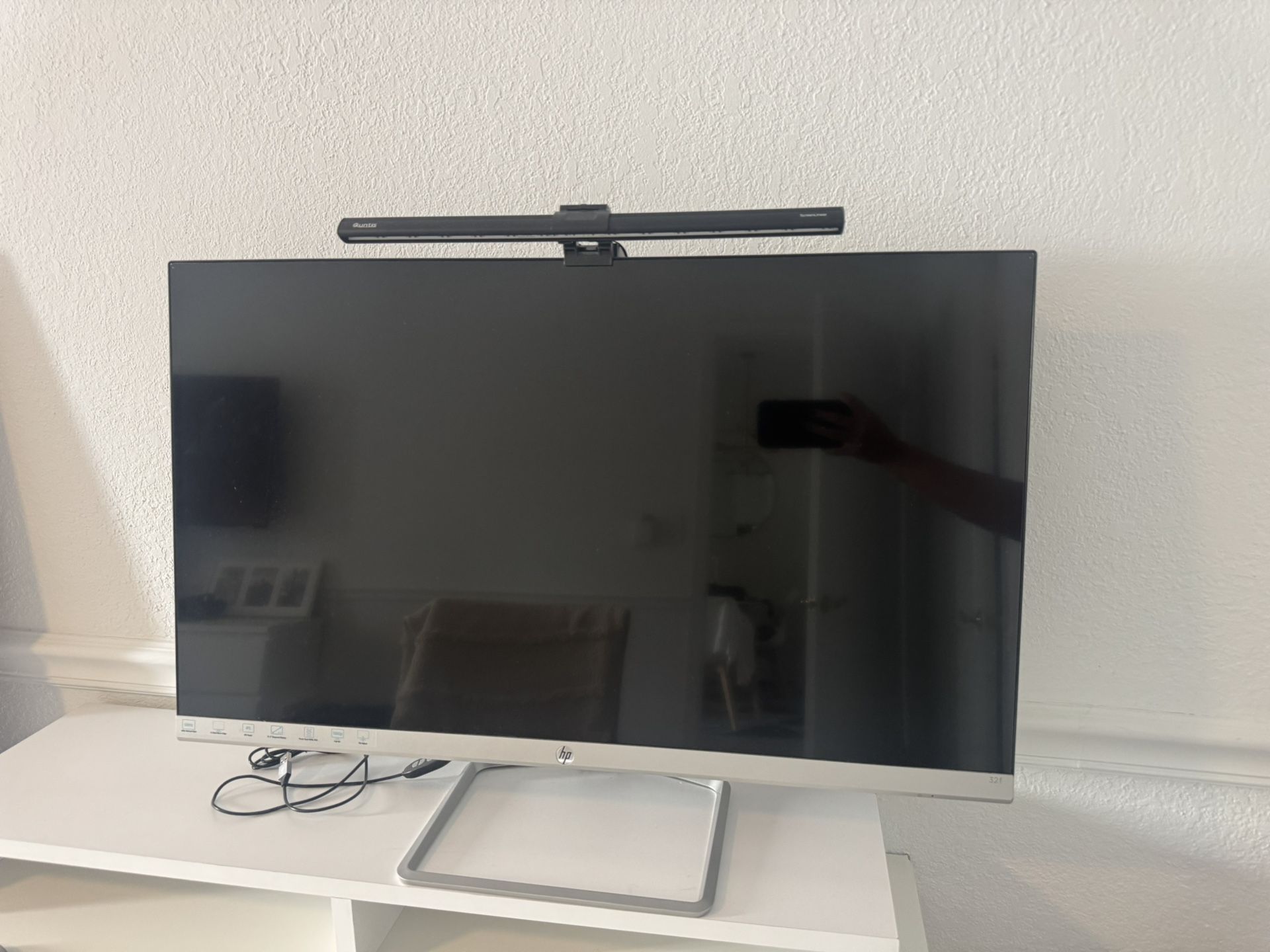 HP Monitor - 31.5" IPS LED Full HD