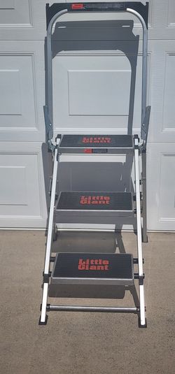 3 step little giant Aluminum folding step ladder like new