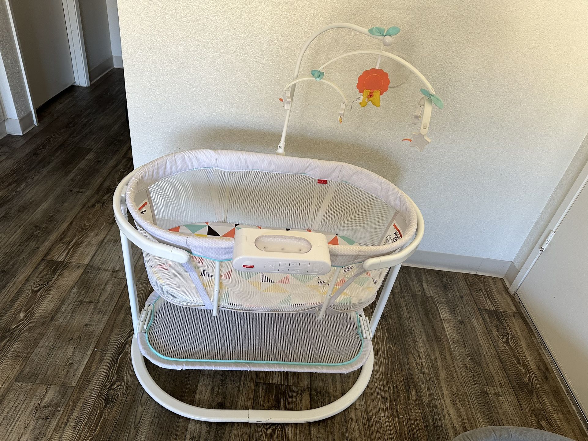 Fisher Price Bassinet 