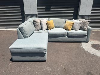 Sectional couch
