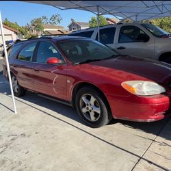 2001 Ford Taurus