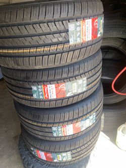275/40/20 Armstrong 500$ after taxes 500 total