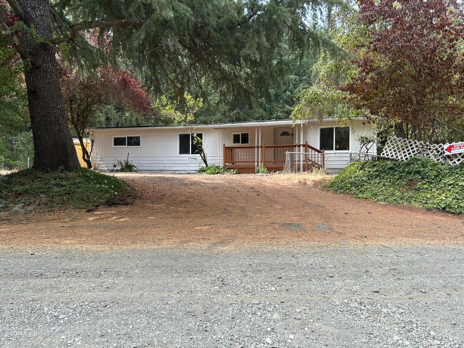 Three Bedroom Two Bath Shelton  Rae Lake