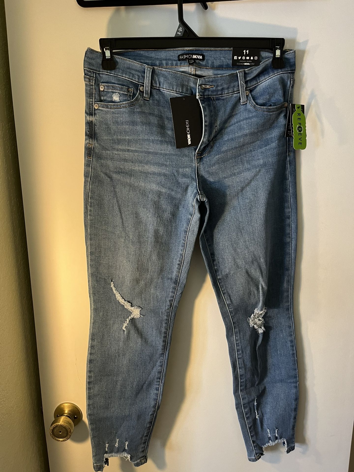 Ankle Jeans
