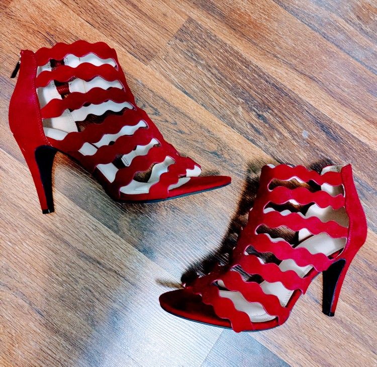 NWT Red Heeled Sandals/Dress Shoes/Prom