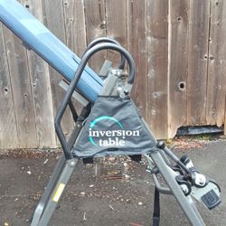 Inversion table