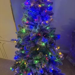  Christmas Tree With Multi Lights Or White