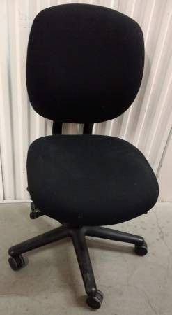 PICKUP ASAP Black Office Desk Swivel Chair Best Offer