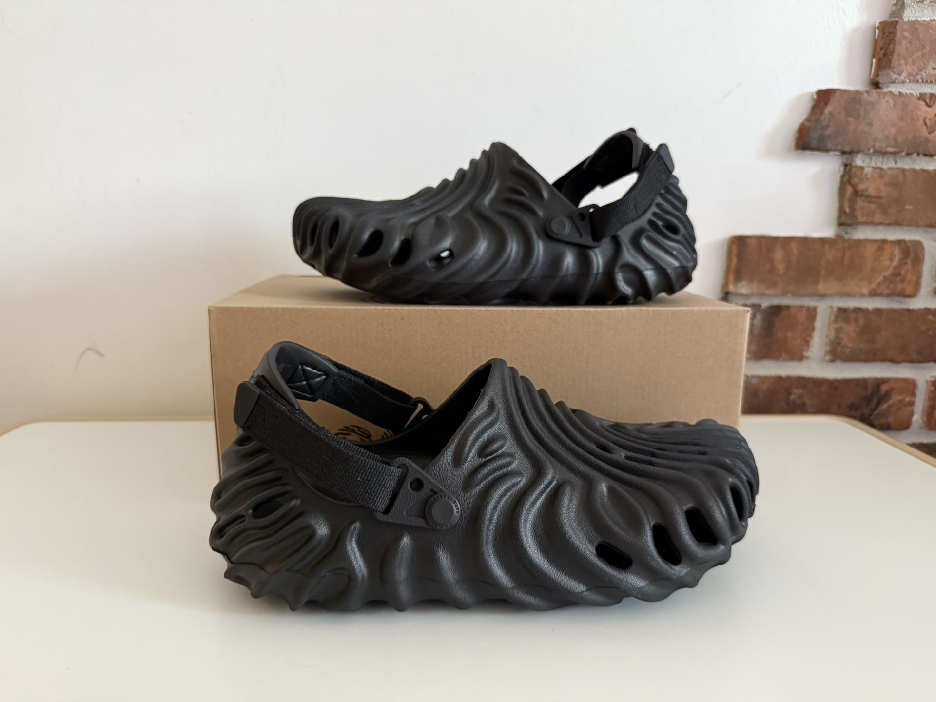 Salehe Bembury Crocs Sasquatch Size 8