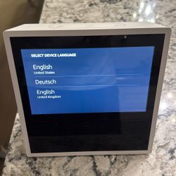 Amazon Alexa Echo Show (1st Generation)