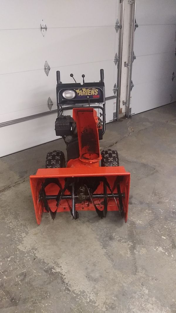 Ariens 1028 professional snowblower for Sale in Elmhurst, IL OfferUp