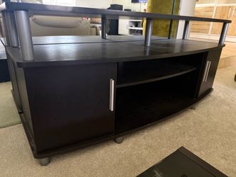 Free tv stand