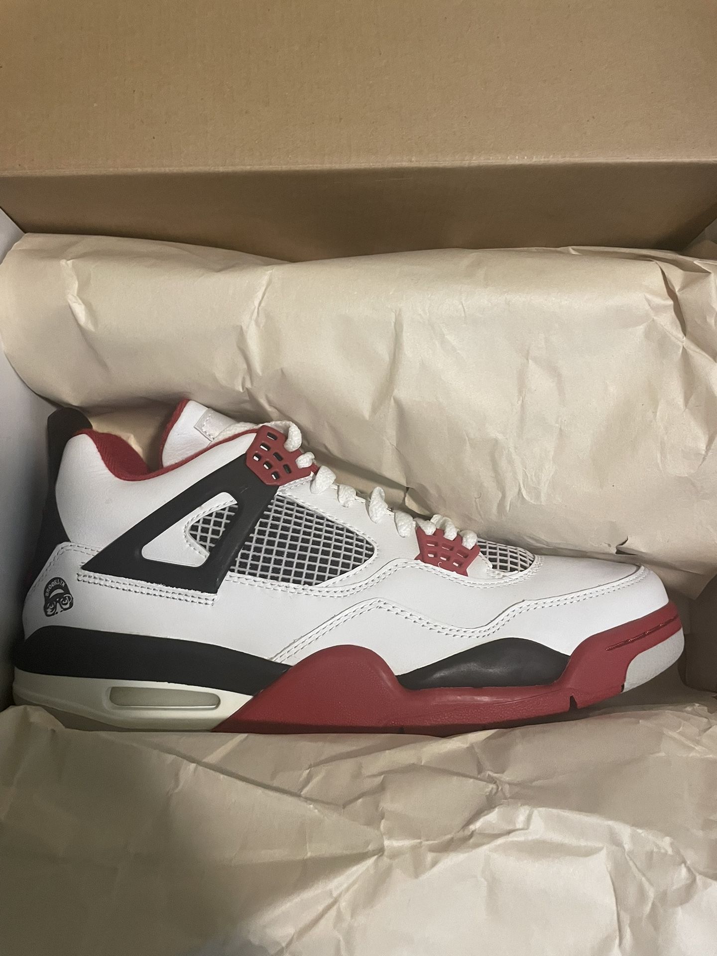 Air Jordan 4 Fire Red Mars Size 10.5