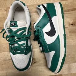 Nike Dunk low SE Lottery Pack “Malachite Green”
