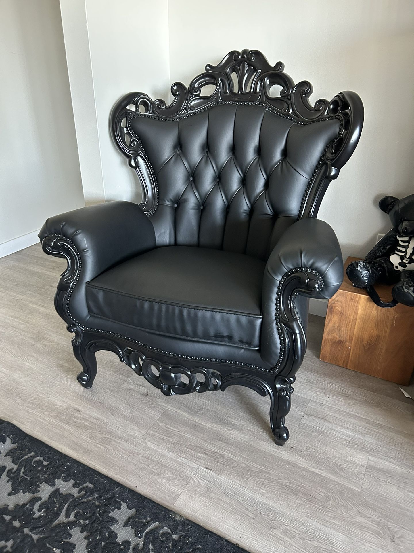GIANT GOTHIC VICTORIAN ARMCHAIR