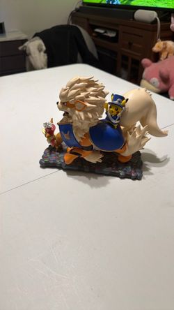 POKEMON celebration parade figure