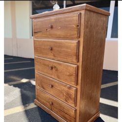 Five Drawers Dresser 