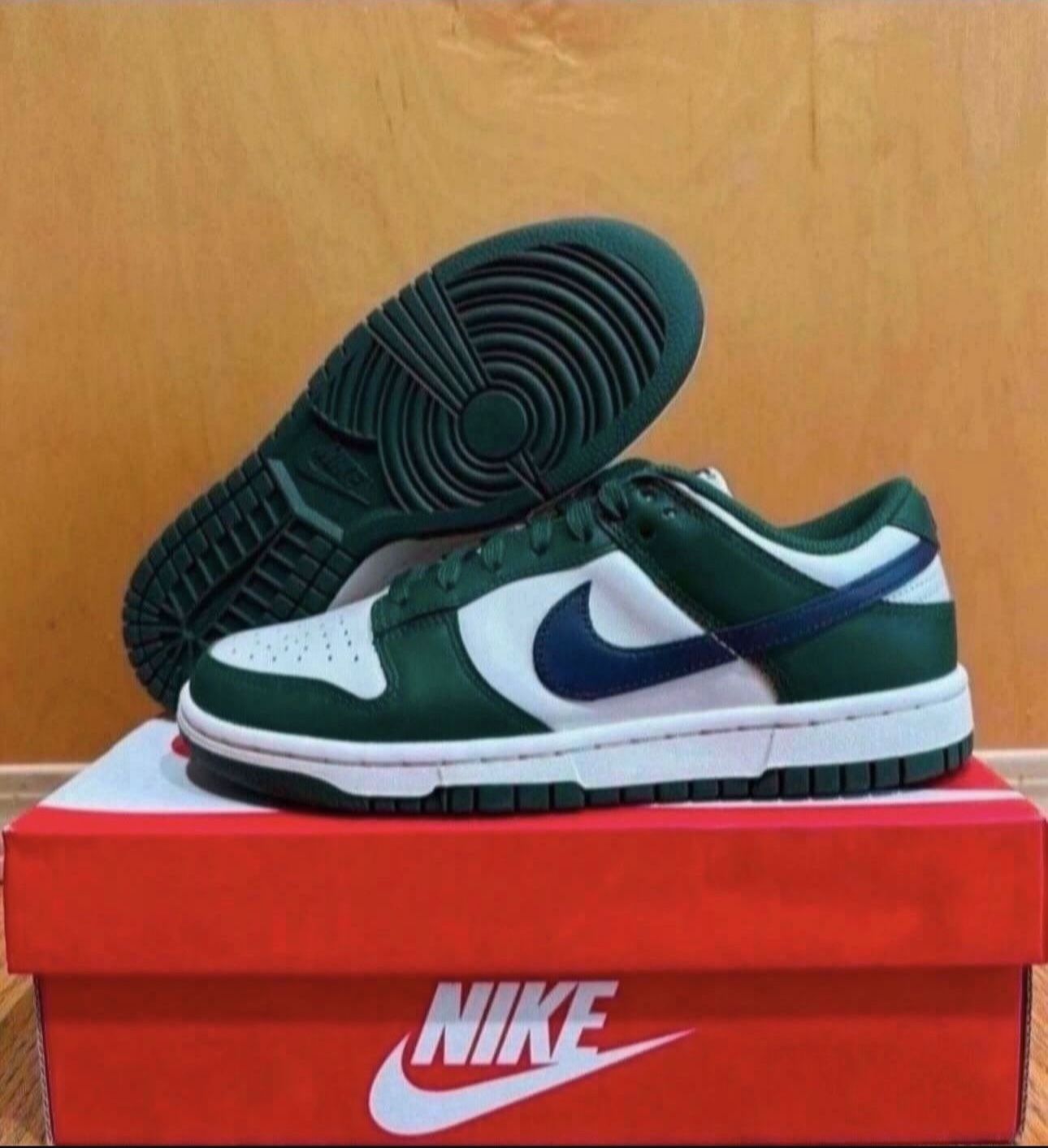 Nike Dunk Low Retro Gorge Green Midnight Navy Womens Size 7 Brand New