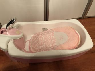 Baby bath tub