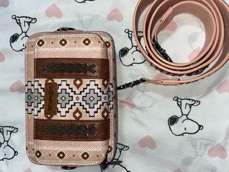 Wrangler Crossbody Phone Bag