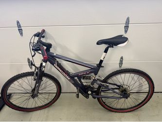 Mongoose Men’s Mountain bike