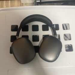 AirPod Maxes Black 