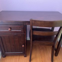 Pottery Barn Kids Desk With Chair