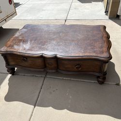 Ottoman And End Tables