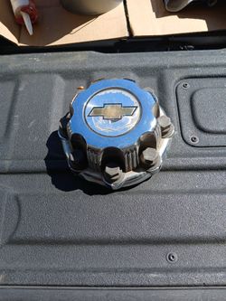 8 Lug Center Cap