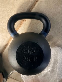 Brand new 88lb kettlebell