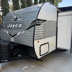 JAYCO 2025 197MBW – Heavy Upgraded / Turn-Key / Baja Edition/ Dry Camping Ready