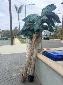 Free Fake Banana Leaf Trees (2)