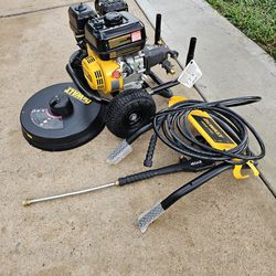 DeWalt 3500psi With Surface Cleaner New $400 Price Is Firm/ Nueva Precio Firme $400