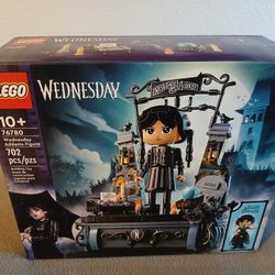 Lego Wednesday Addams Figure (76780) - Brand new, Sealed In Box!