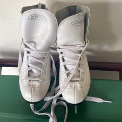 OBX Figure Skates - Size 2
