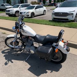 2001 Harley Davidson Sportster 883 Custom