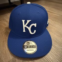 NWT Kansas City Royals SnapBack