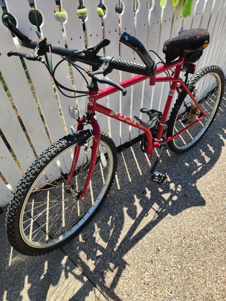 Bike - Marlboro
