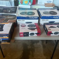 Amplifiers/speakers