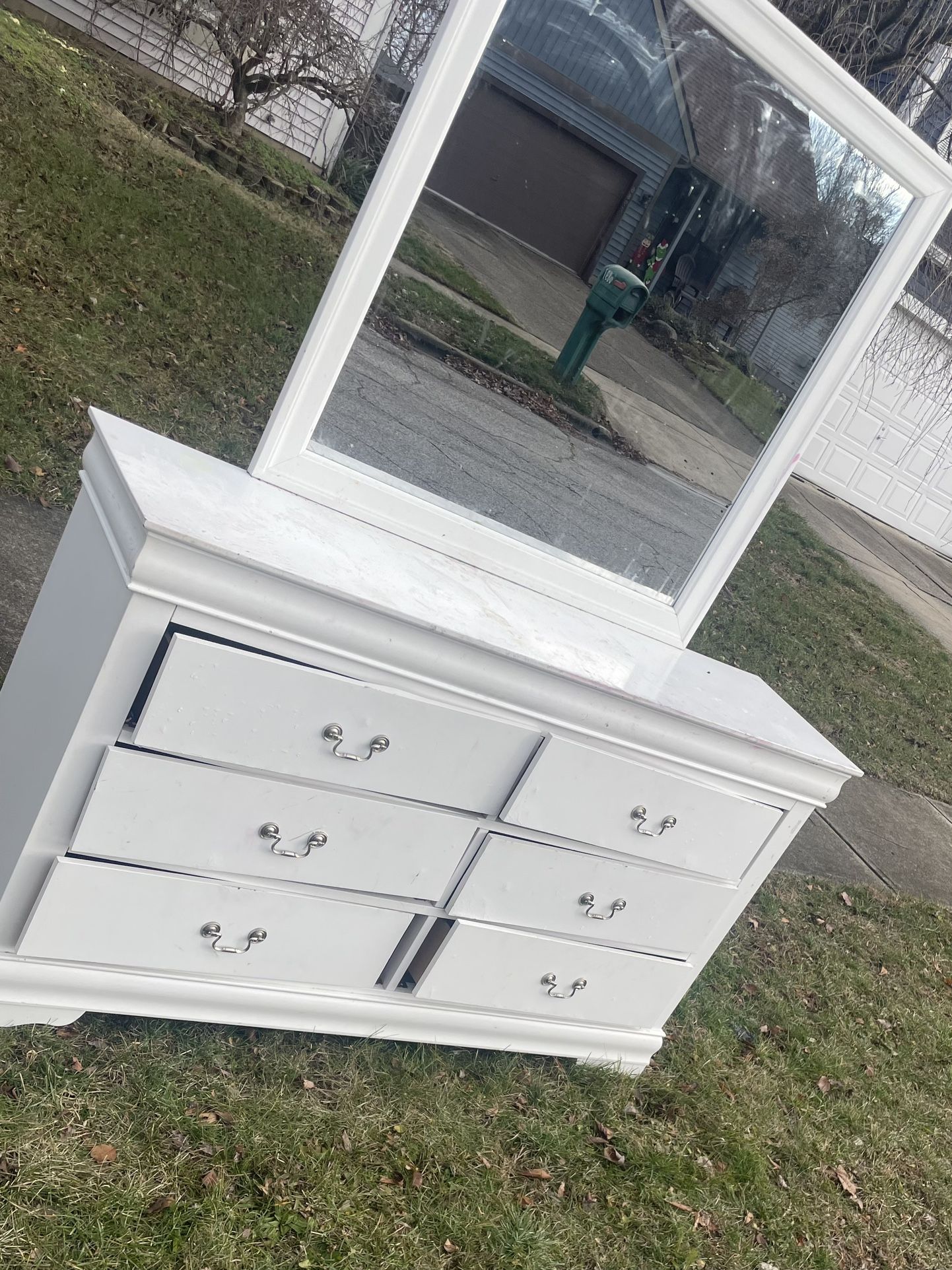 Dresser