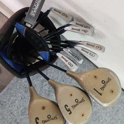 10 Spalding Golf Clubs & Lefty Putter & Bag