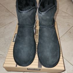 Boots black size 11 Ladies