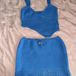 Blue knitted 2 piece size small