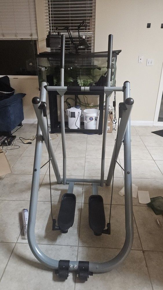 Exercise machine gilder
