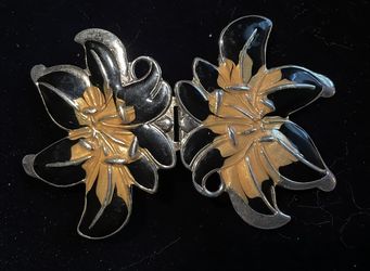 Black And Gold Enamel Belt Buckle