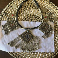 Vintage bronze middle eastern Afghanistan necklace